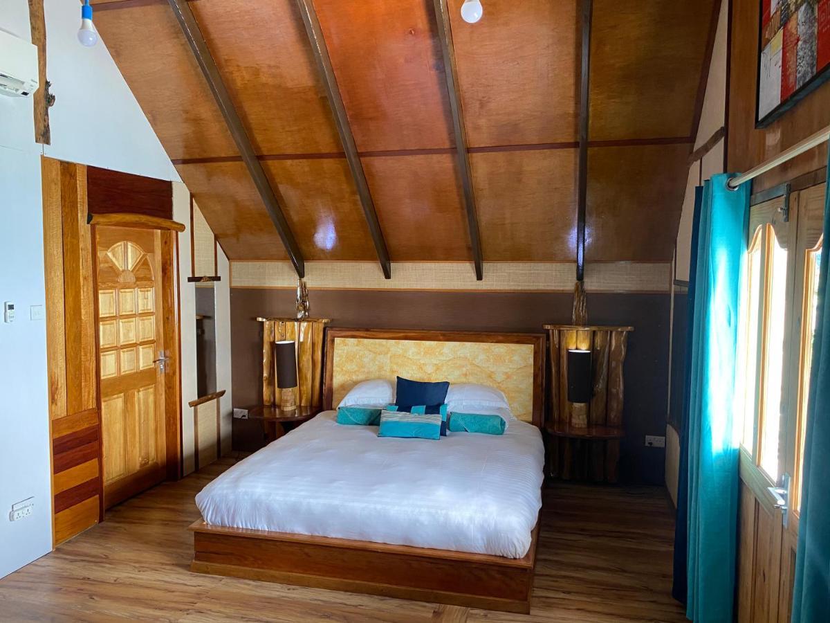 Mouggae Blues Villas Beau Vallon (Mahe) Exterior foto