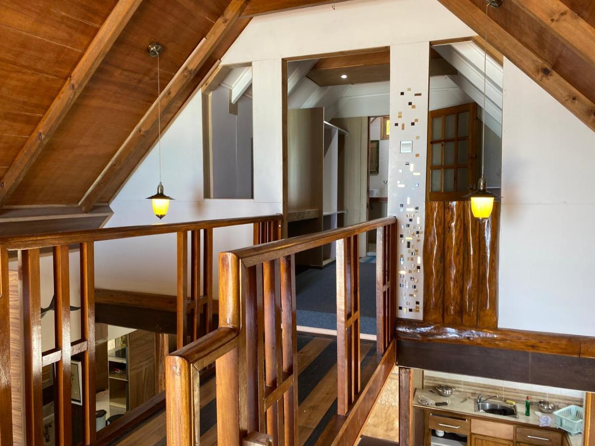 Mouggae Blues Villas Beau Vallon (Mahe) Exterior foto