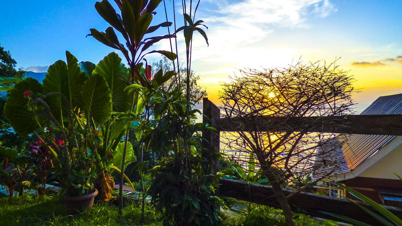 Mouggae Blues Villas Beau Vallon (Mahe) Exterior foto
